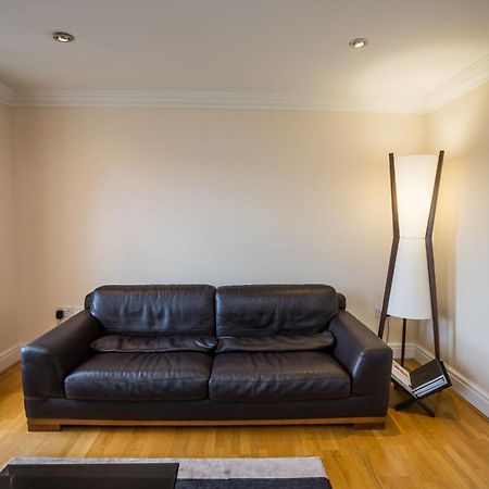 Spacious, 3 Bed House For 6 In Central Chester Exterior foto