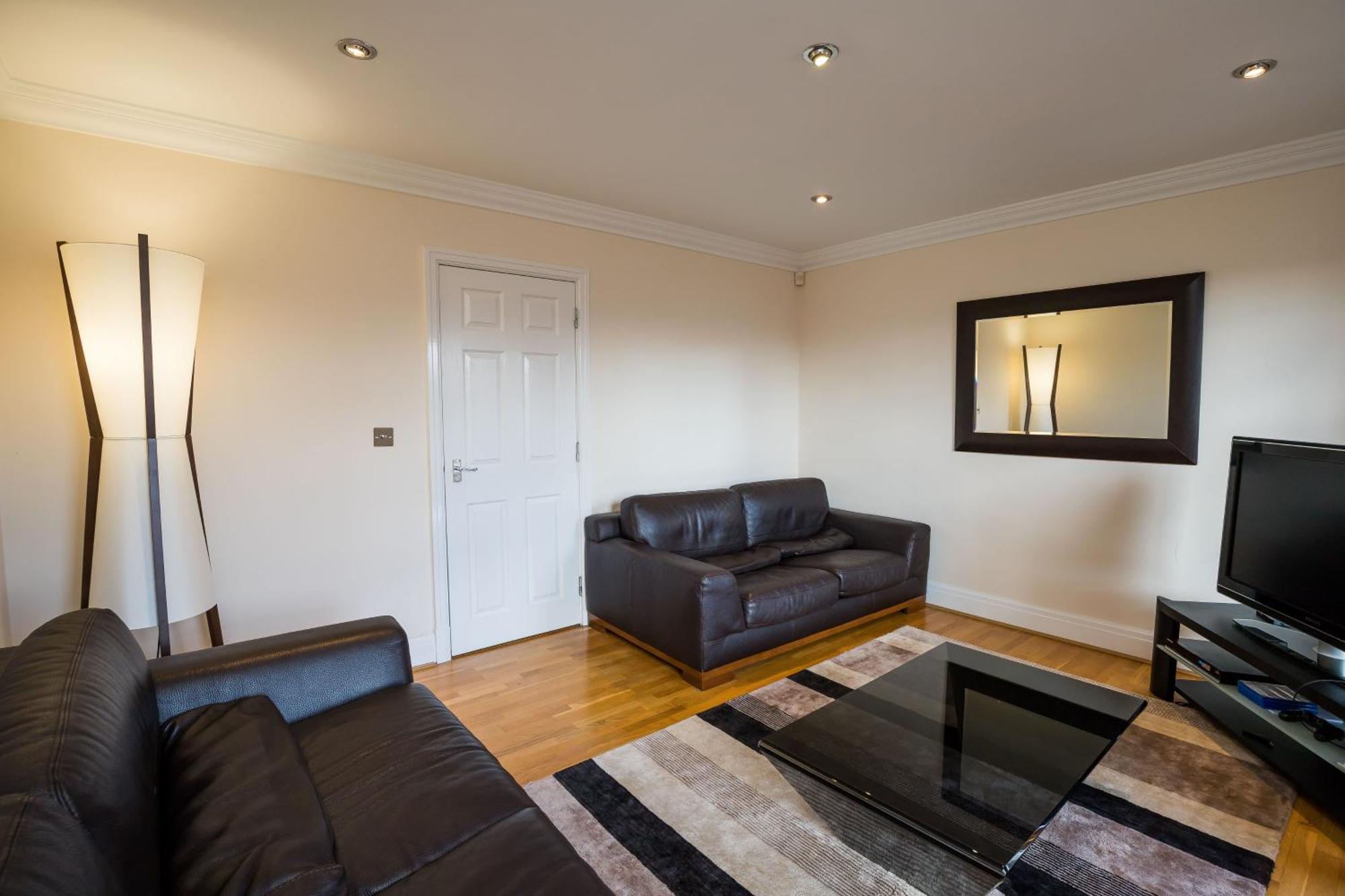 Spacious, 3 Bed House For 6 In Central Chester Exterior foto